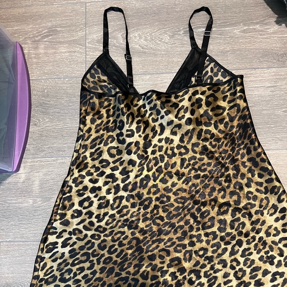 Leopard print chemise nightgown Jones New York - Picture 2 of 3